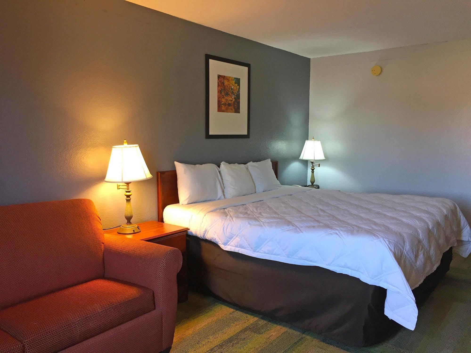 Country Garden & Suites-Benton Exteriér fotografie